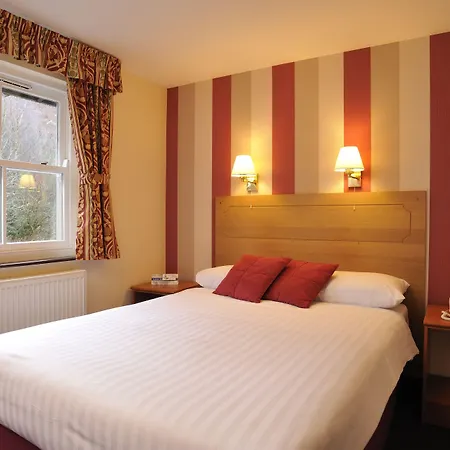 Patterdale Hotel 호텔